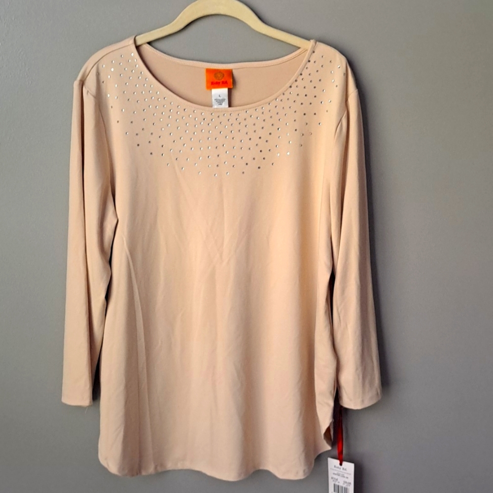 NWT Ruby Rd.  3/4 sleeve stretchy Tan top